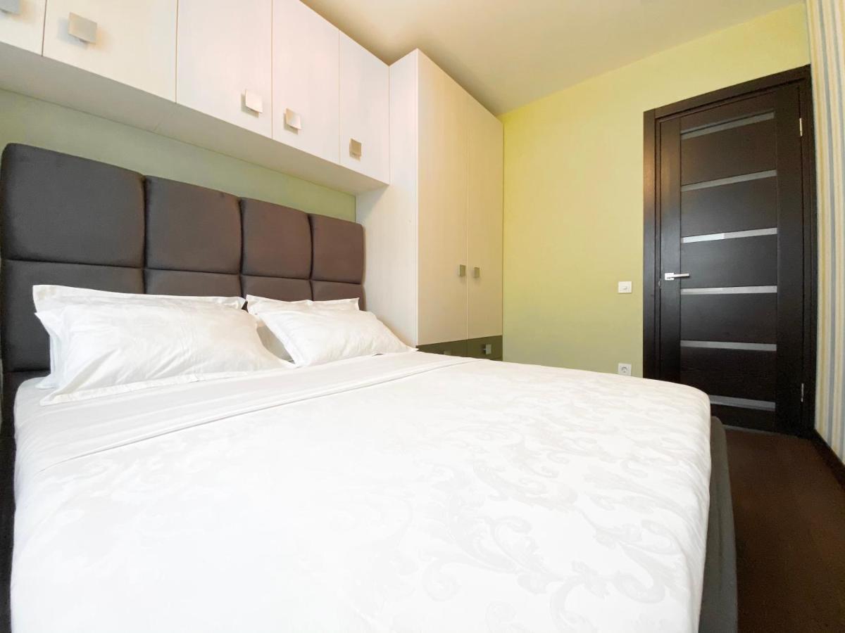 Luxury 2-Bedroom River View Dnjepropetovsk Buitenkant foto